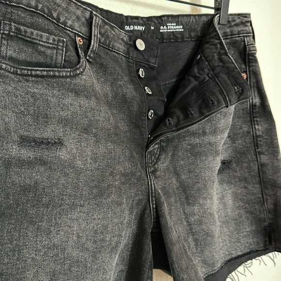 Old Navy button fly shorts - Picture 5 of 6